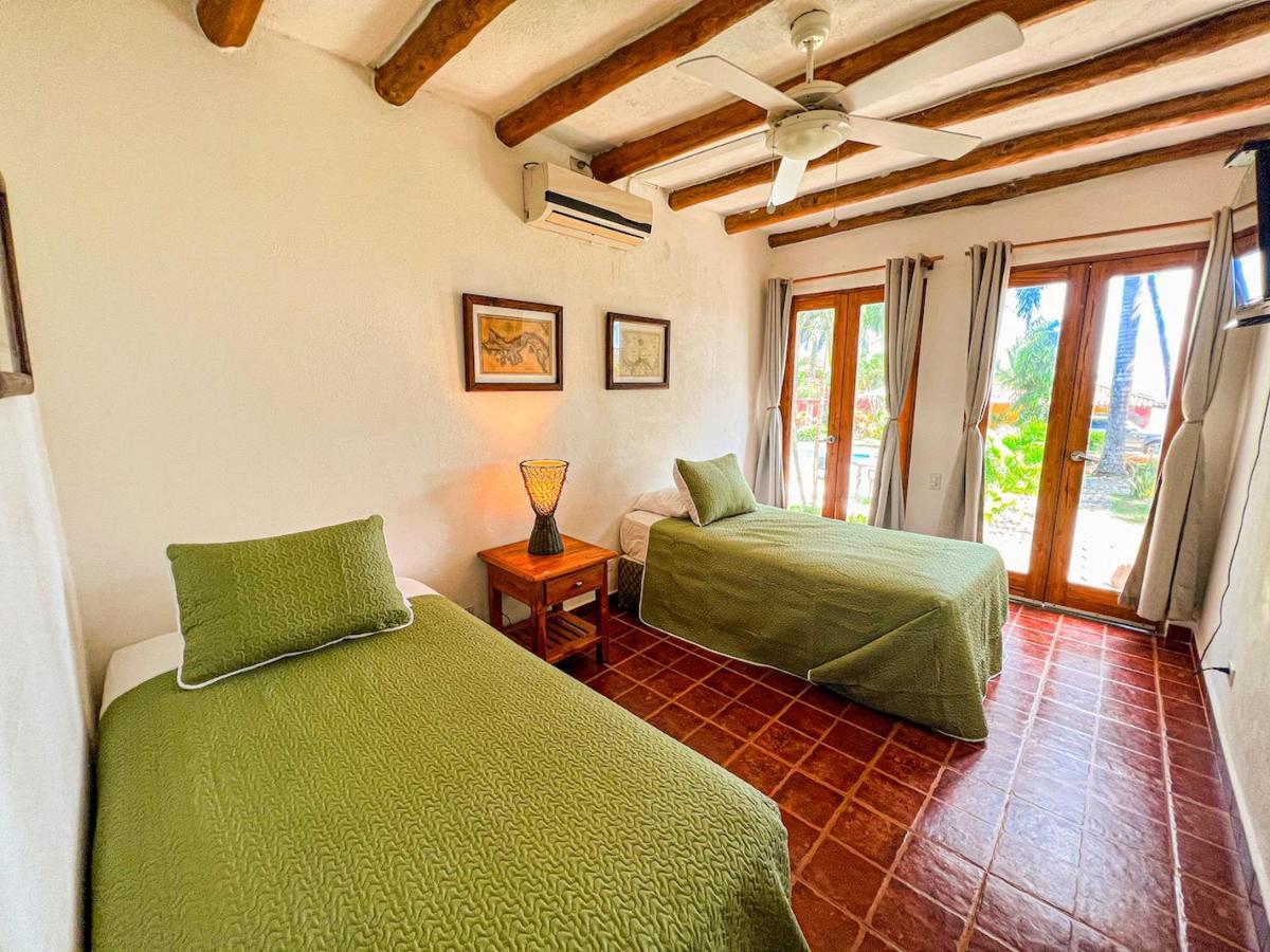 Hotel Punta Franca Jobal Exterior foto