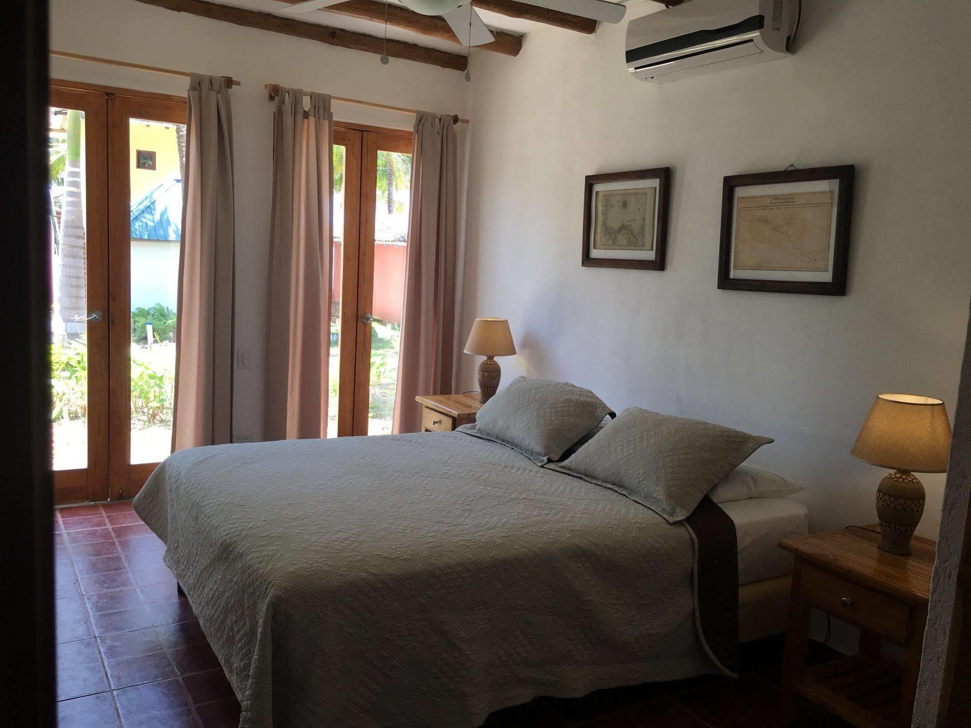 Hotel Punta Franca Jobal Exterior foto