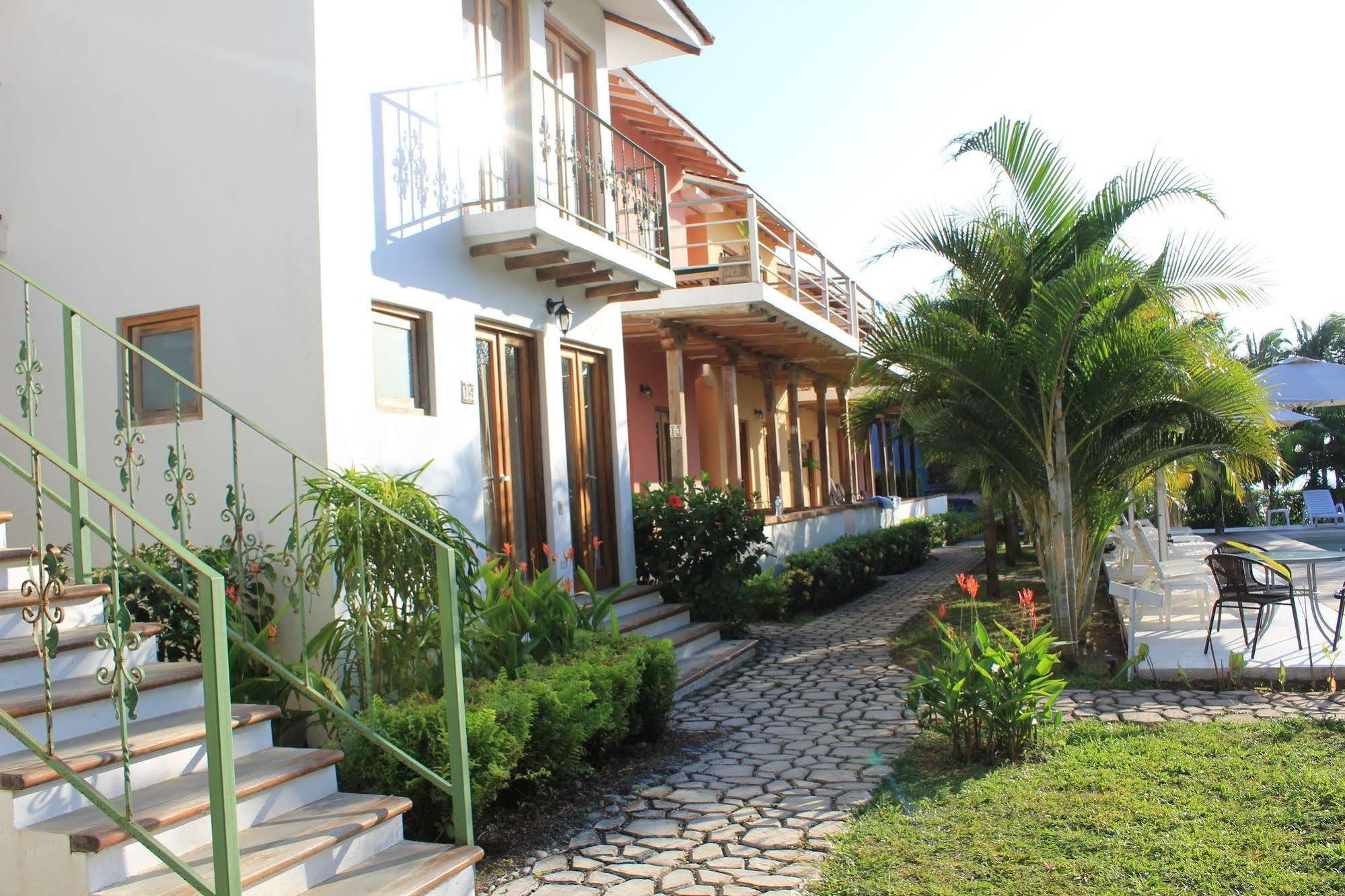 Hotel Punta Franca Jobal Exterior foto